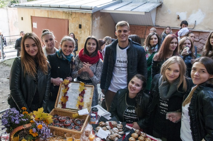 У Чернівцях зорганізували фестиваль-ярмарок гарбузових смаколиків