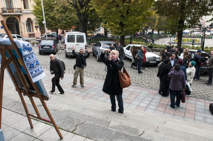 Федірко презентував у Чернівцях "чорний квадрат виборця"