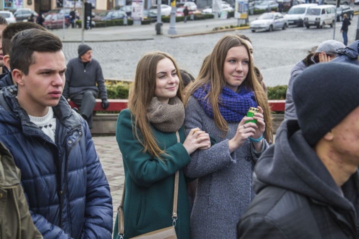 У другу річницю Майдану студенти вийшли на Центральну площу Чернівців