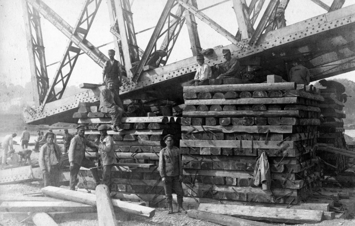 Унікальні історичні фото Чернівців часів Першої світової війни