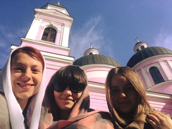 Світлана Тарабарова у Чернівцях ходила до церкви