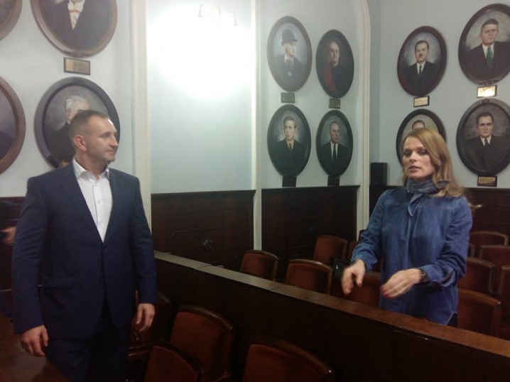 Ольга Фреймут завітала на сесію Чернівецької міської ради
