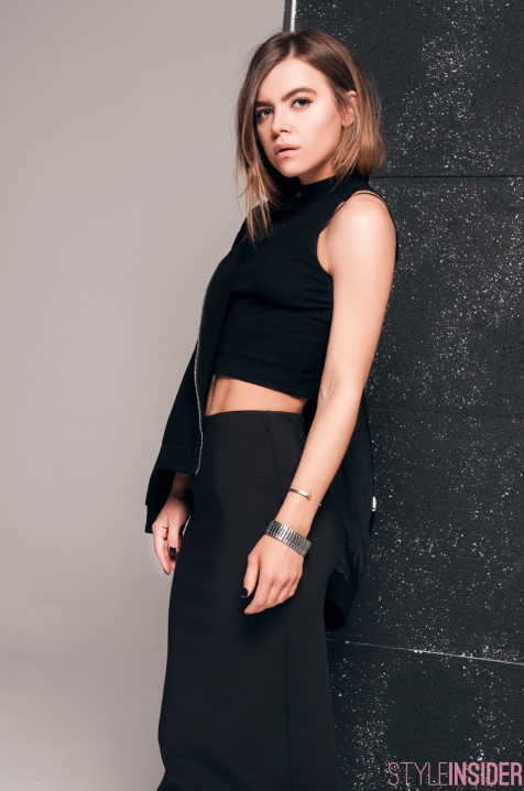 24-річна заступниця Авакова носить дорогі дизайнерські речі та любить «ватники»