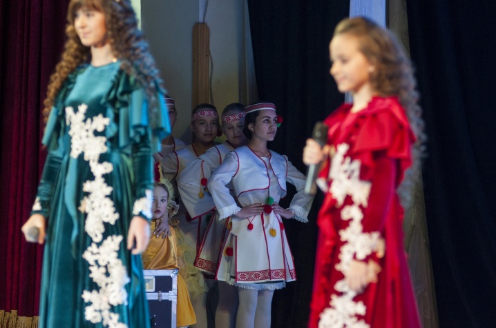 У Чернівцях показали мюзикл "Різдвяна історія"