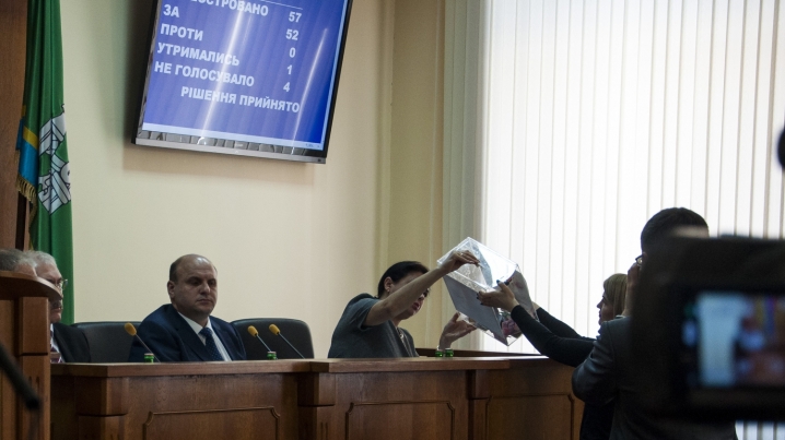 Депутати чернівецької облради вимагають звітів керівників управлінь ОДА 