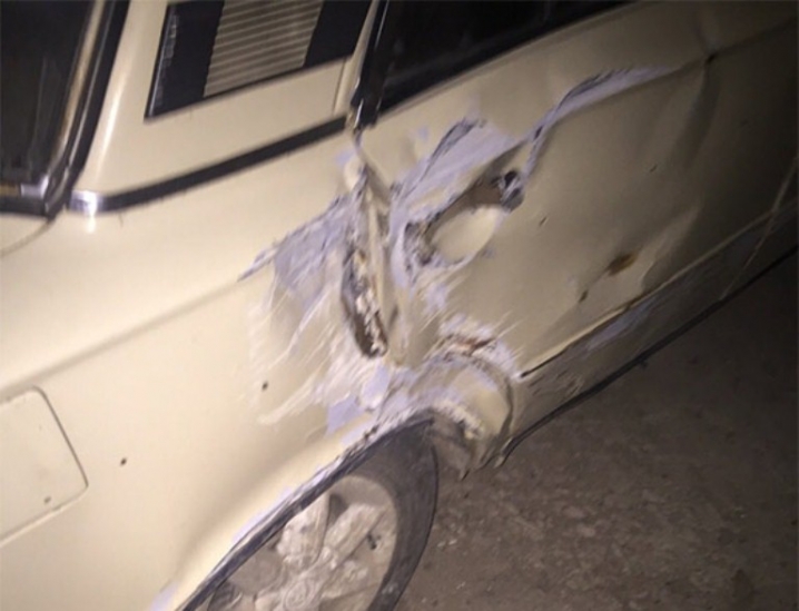 На Хотинщині п’яна неповнолітня вкрала авто й потрапила в аварію