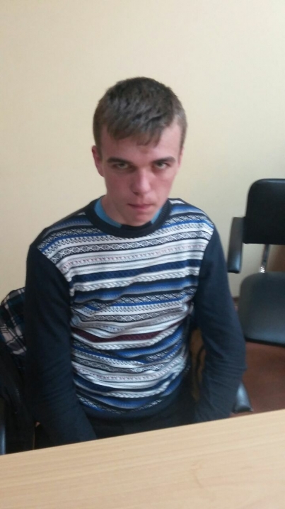 Поліціянти знайшли у Чернівцях 17-річного хлопця, який два дні не виходив на зв'язок