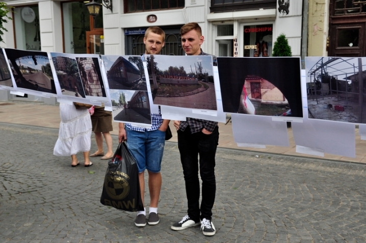 Чернівчанам представили фотовиставку про відновлення життя на Донбасі