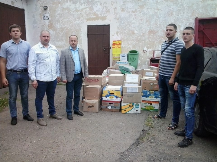 Лісівники Буковини відправили на схід 2 тонни продуктів