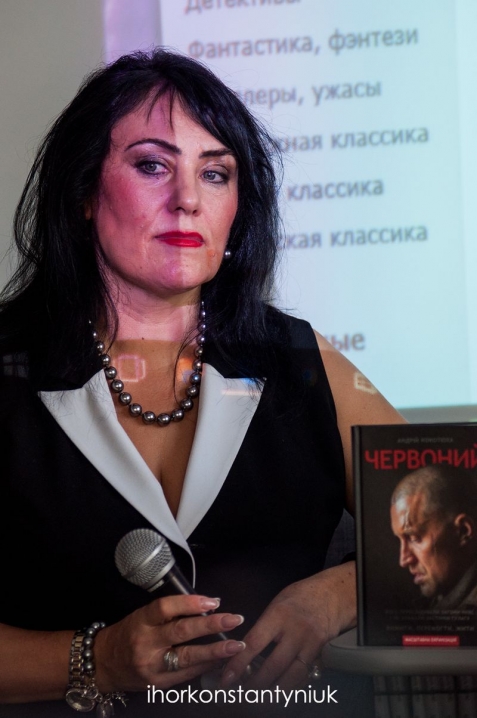 Андрій Кокотюха презентував у Чернівцях книгу і фільм «Червоний»