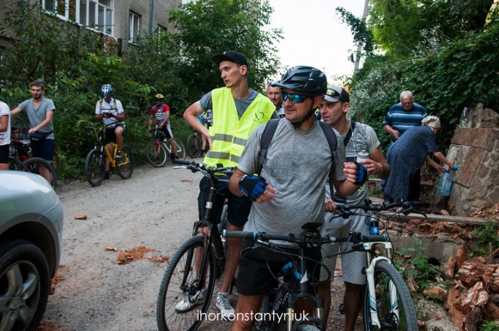 У Чернівцях протестували велосипедний маршрут «на Маяк»