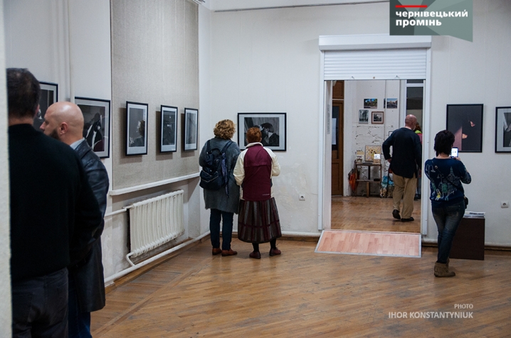 У Галереї на Штейнбарга відбулася виставка фотографії Єлєни Дарікович