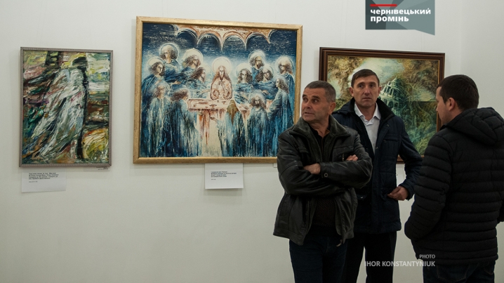 У Чернівцях відкрили виставку живопису, присвячену Біблії