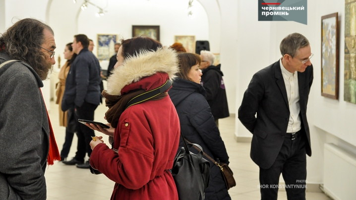 У Центрі культури «Вернісаж» відкрили новорічно-різдвяну виставку