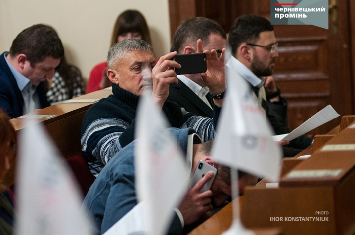 Сесія обласної ради у фотографіях