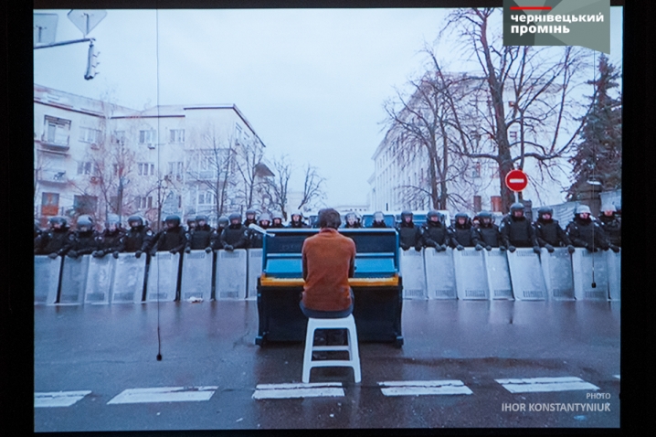 У Чернівцях вшанували загиблих на Майдані концертом-реквіємом