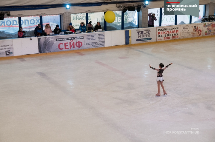 У Чернівцях розпочався Відкритий чемпіонат з фігурного катання на ковзанах