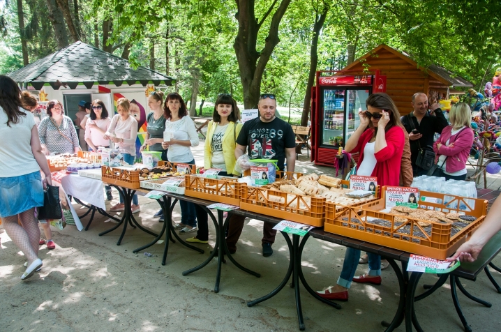 У Жовтневому парку організували благодійний ярмарок задля порятунку Насті Бирчак