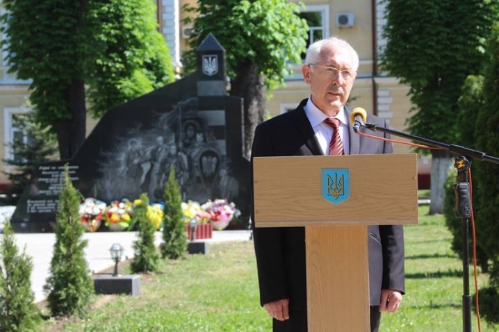 У Чернівцях відкрили пам’ятник захисників кордонів України усіх поколінь