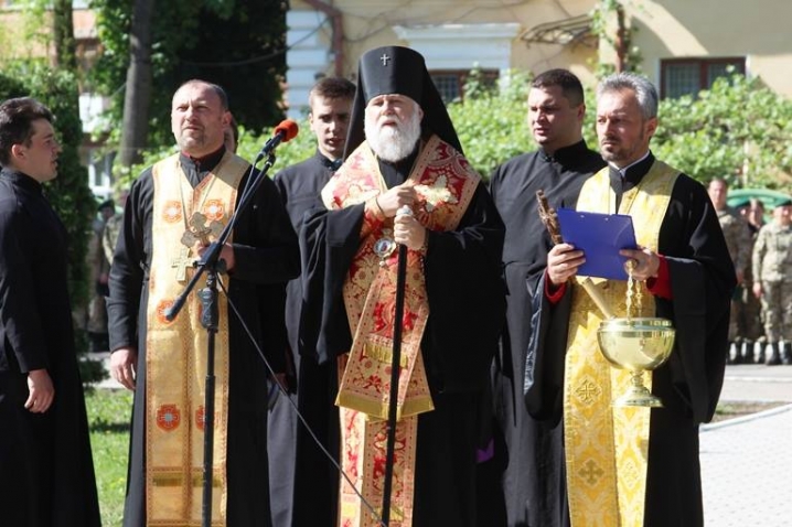 У Чернівцях відкрили пам’ятник захисників кордонів України усіх поколінь