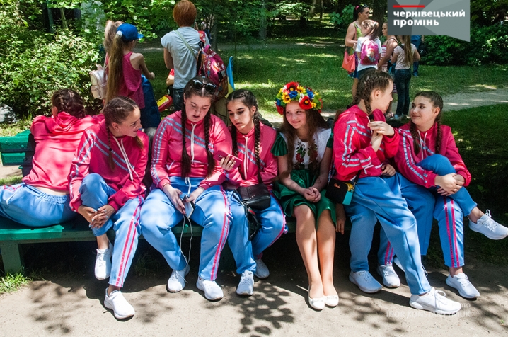 Міні-зоопарк та техно-фест: у парку Шевченка розважали дітей