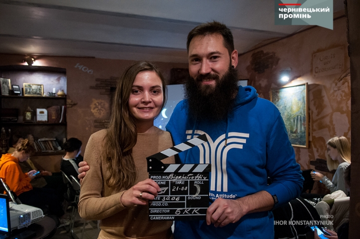 У Чернівцях до ранку показували українське кіно