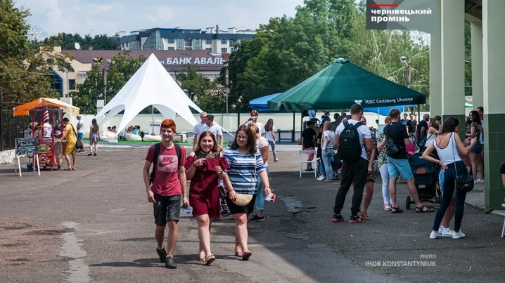 Біля стадіону «Буковина» у Чернівцях відбувся фестиваль «INSTA HUNTERS»