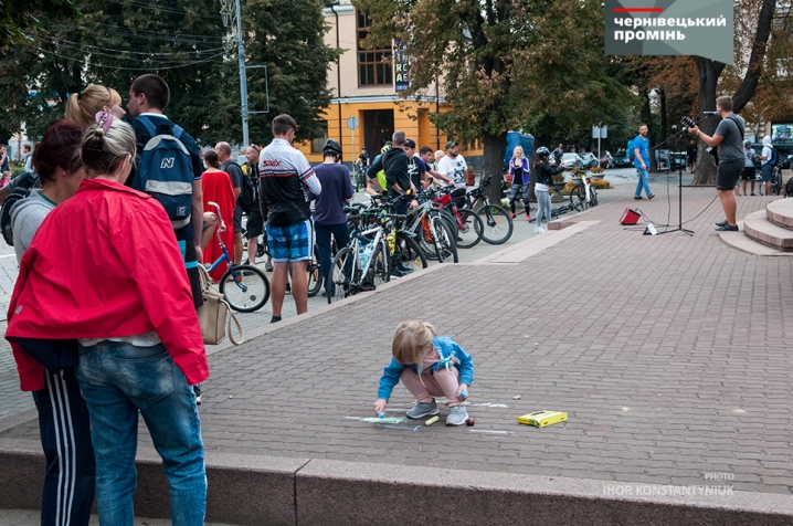 Чернівецькі велосипедисти зібралися на «#cv_bike_fest»