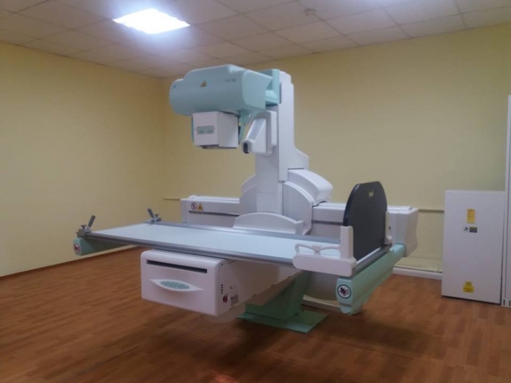 Для чернівецької лікарні №4 придбали новий сучасний рентген-апарат