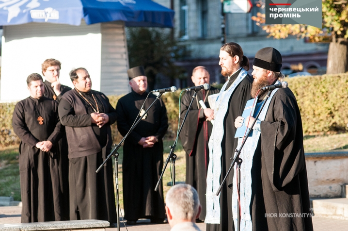 Напередодні святкування Дня міста священики молилися за мир та Чернівці