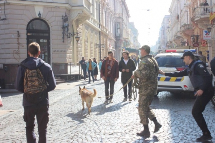 Стрілянина у центрі Чернівців – на вулиці Кобилянської поранили людину