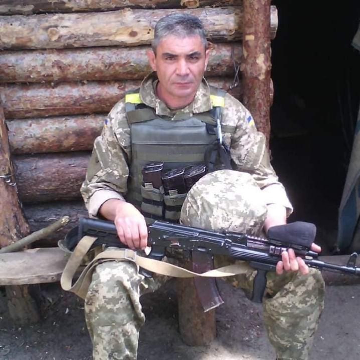 Загинув від кулі снайпера: у військкоматі розповіли подробиці смерті буковинського бійця Дмитра Дарія