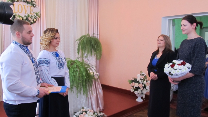 Двотисячний «Шлюб за добу» зареєстрували на Хотинщині