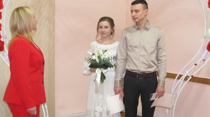 На Буковині у День закоханих зареєстрували 34 шлюби