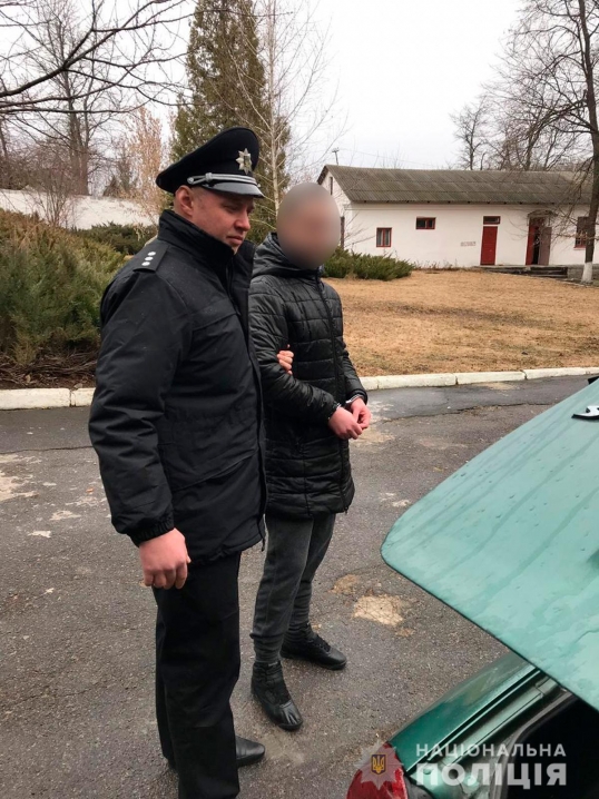 На Буковині виявили іноземця-нелегала, якого примусово депортують з України