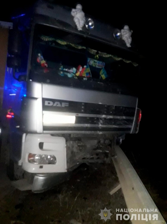 Смертельна ДТП на Сокирянщині: водій мінівена загинув на місці