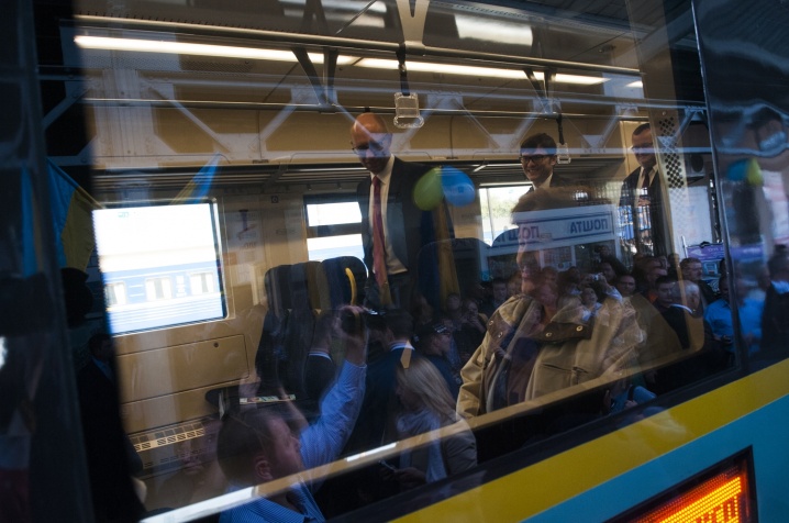 Потяг "Чернівці-Львів", на який не продавали квитки, був переповнений