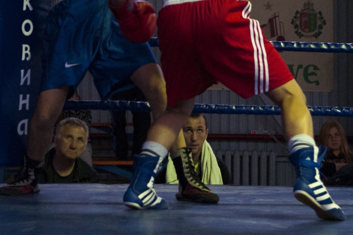 У Чернівцях боксують жінки з усієї України