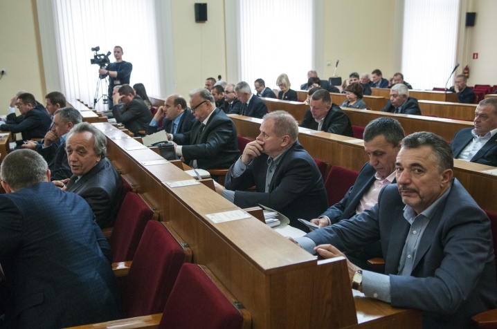 Остання сесія Чернівецької обласної ради VI скликання – у фотографіях