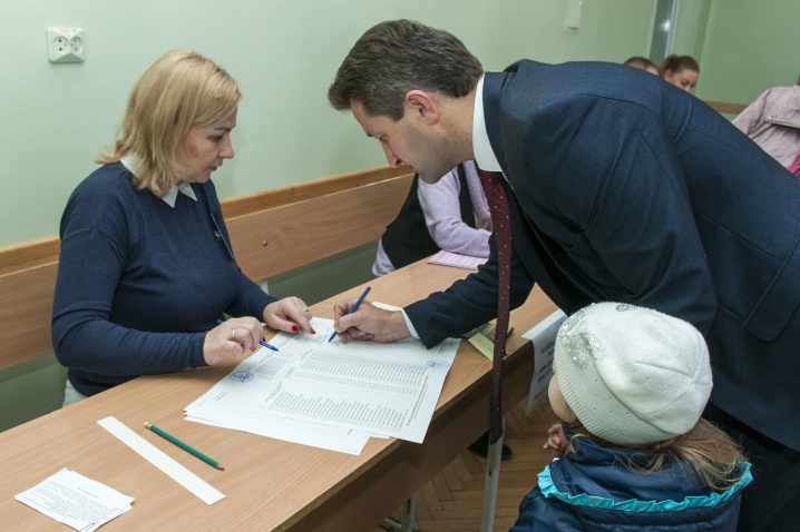 Як голосували кандидати на посаду міського голови у Чернівцях