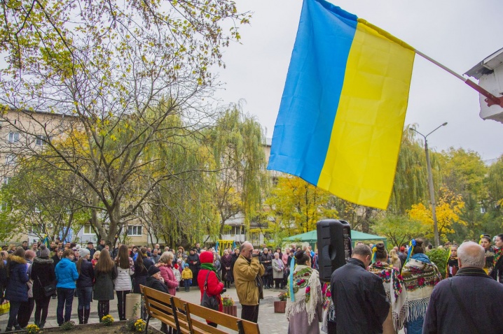 У Чернівцях встановили меморіальну дошку росіянину, який загинув за Україну