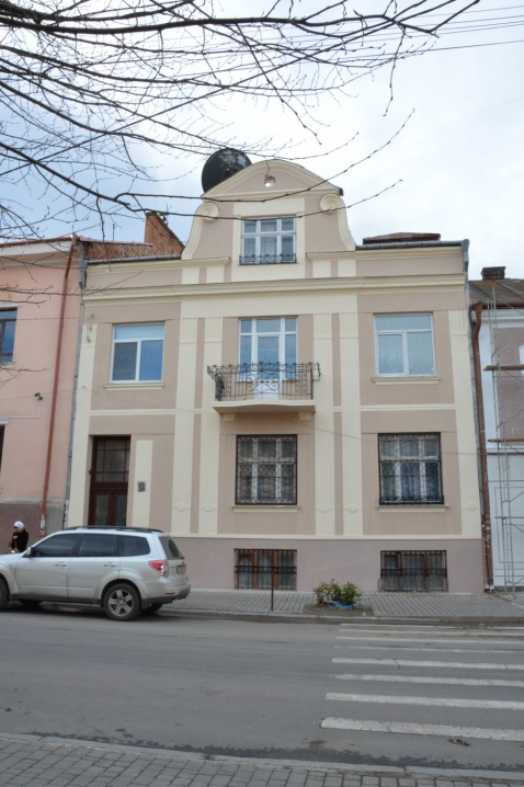 Три четверті фасадів у центрі Чернівців потребують ремонту 