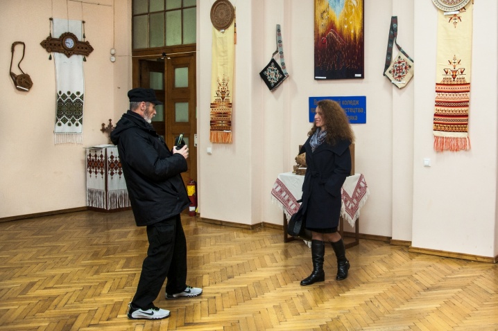 У Чернівцях триває виставка робіт випускників Вижницького коледжу