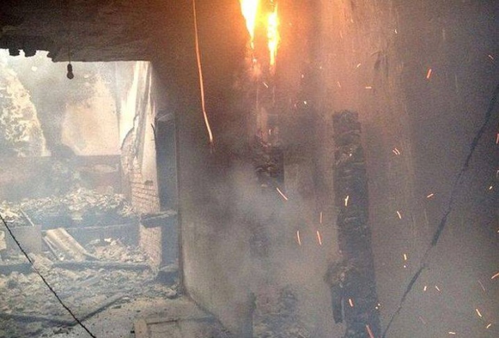 У Давидівці горів двоповерховий будинок У Давидівці горів двоповерховий будинок