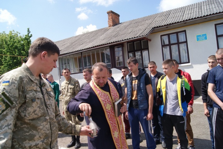 З Буковини вперше за 8 років відправили строковиків-прикордонників