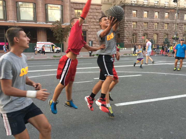 Чернівецькі баскетболісти зіграли у чемпіонаті України 3х3