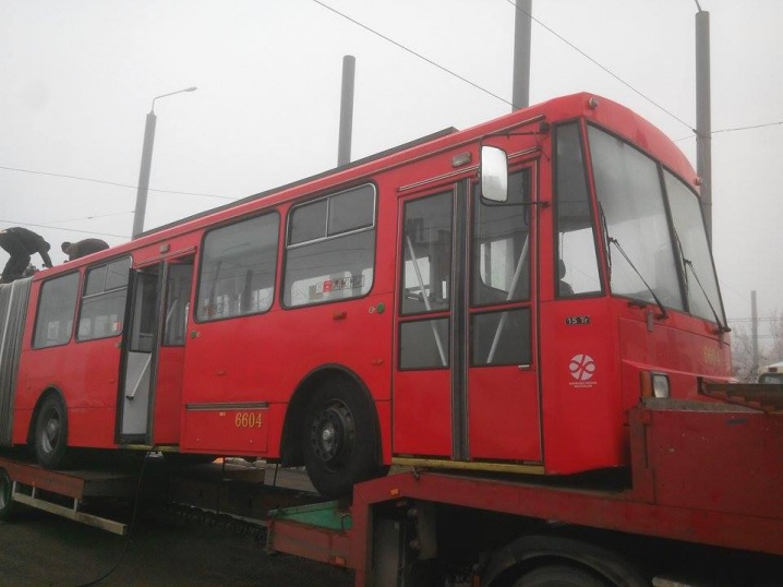 Перші чотири тролейбуси марки Skoda – уже у Чернівцях