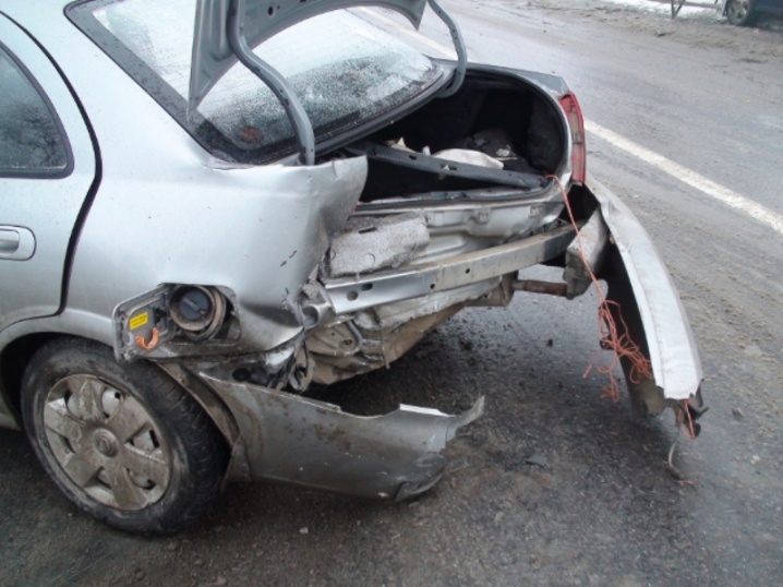 На Кіцманщині сталася аварія - зіткнулися два автомобілі