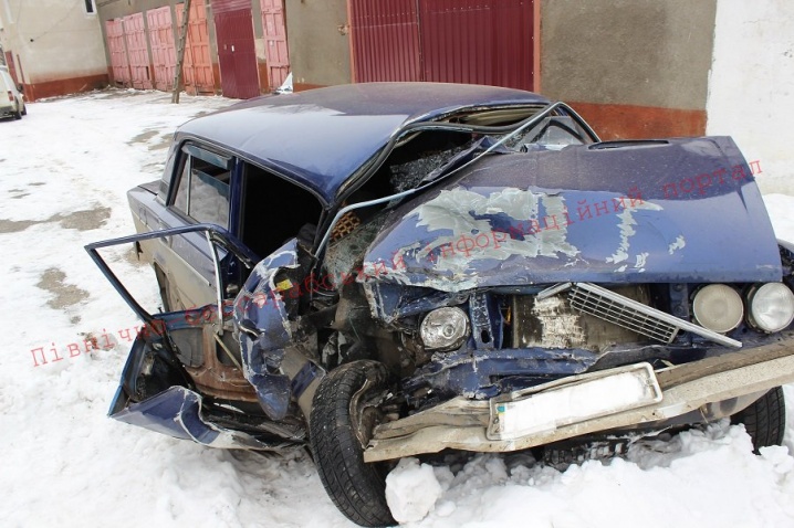 На Сокирянщині зіткнулися два автомобілі