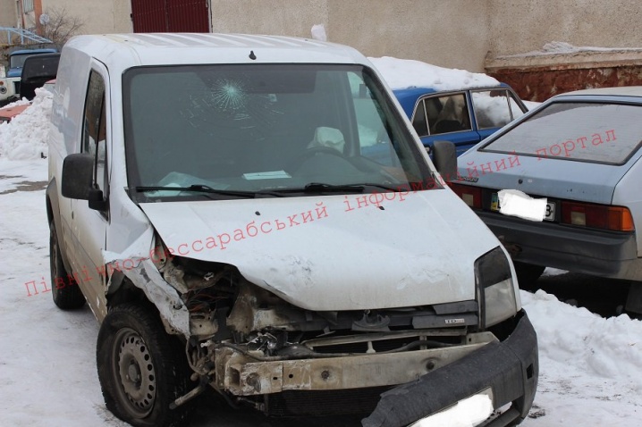 На Сокирянщині зіткнулися два автомобілі